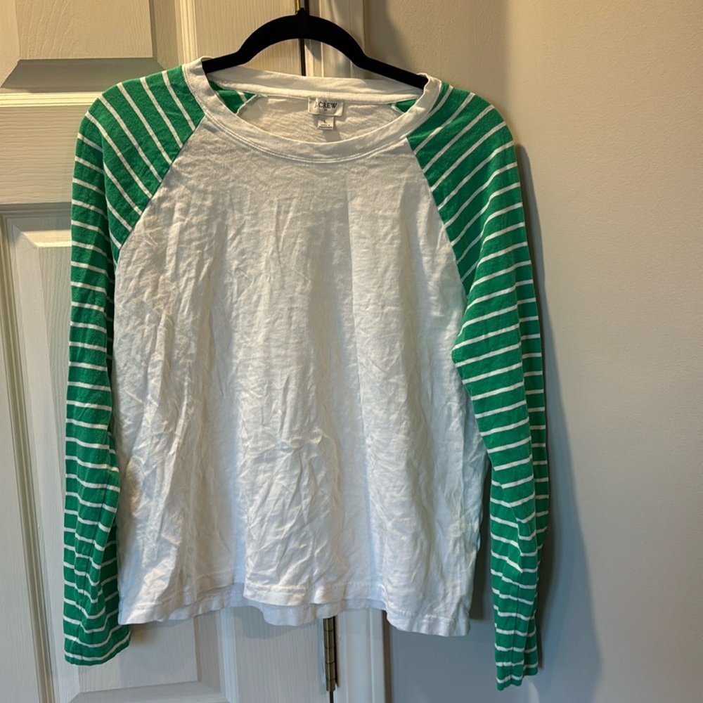 Green and white raglan J Crew Factory tshirt. Sz L
